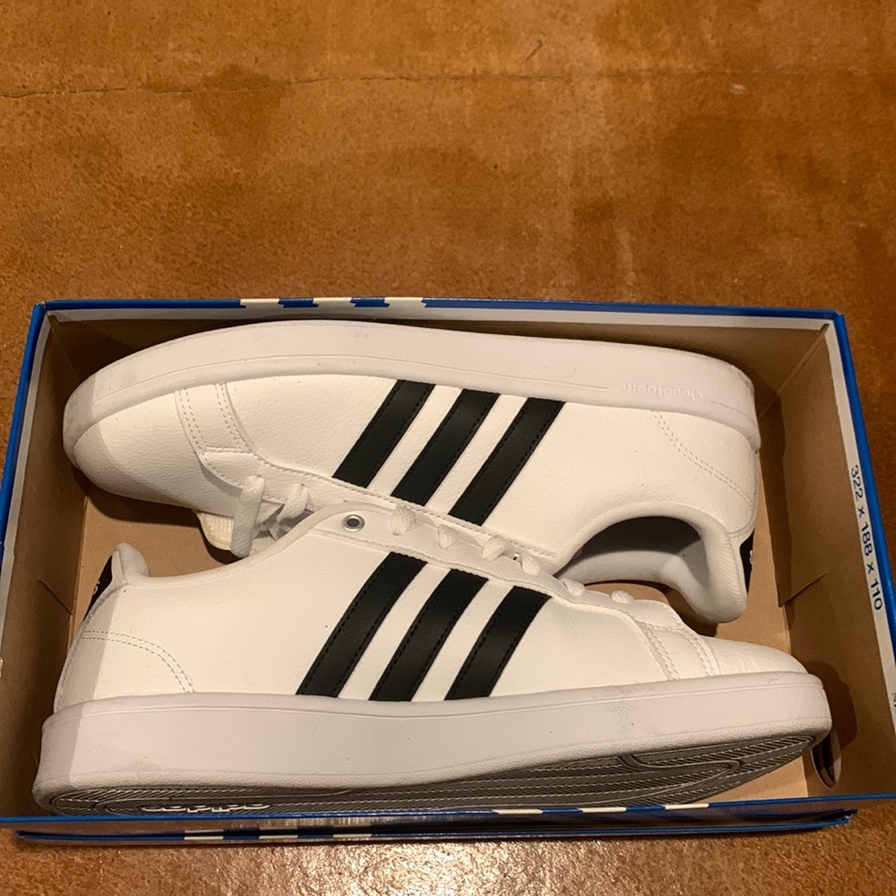 Adidas Cloudfoam Sneakers size 11